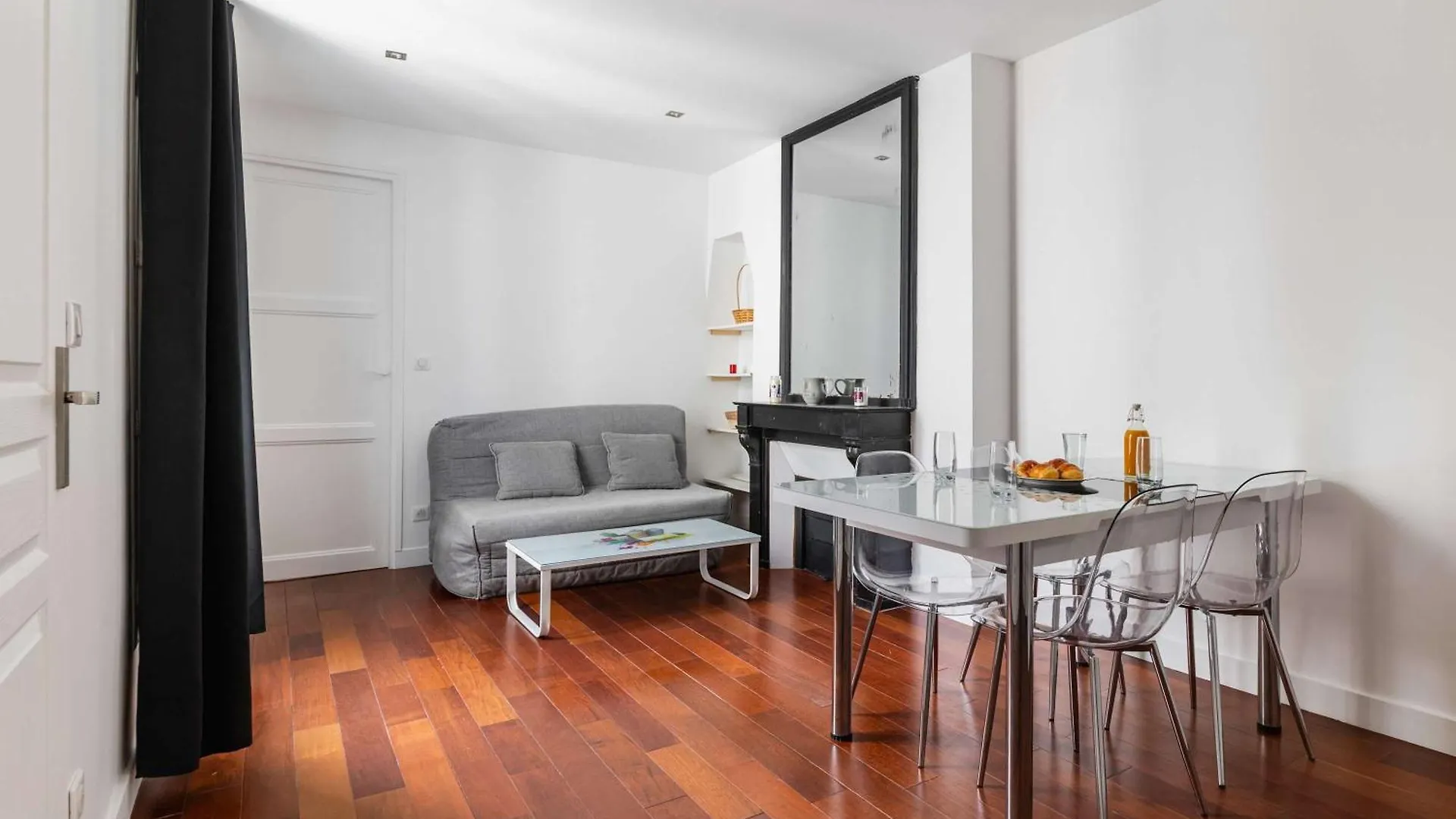 Appartement Coeur Paris 16 Victor Hugo - 4P Apartman